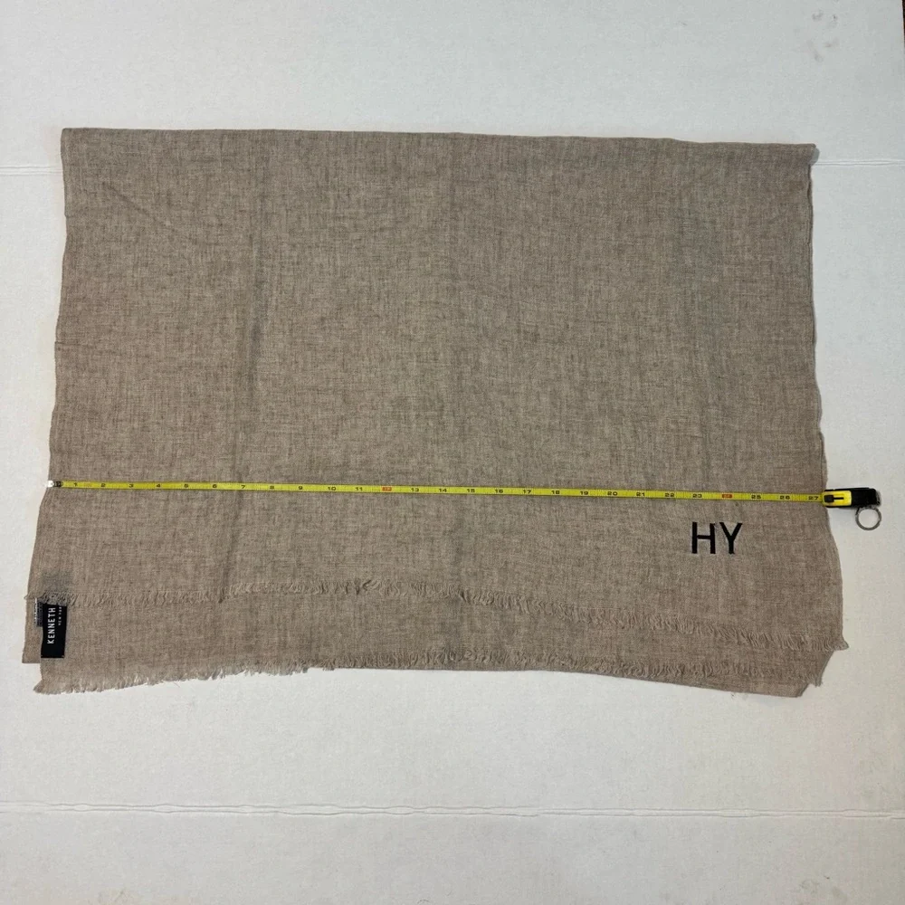 Embroidered 100% Cashmere Scarf 🧣